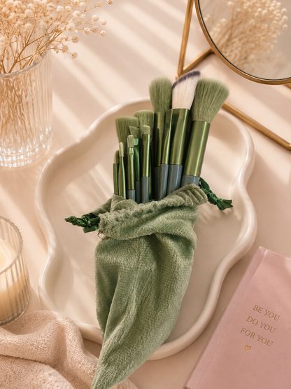The Minimalist Brush Set