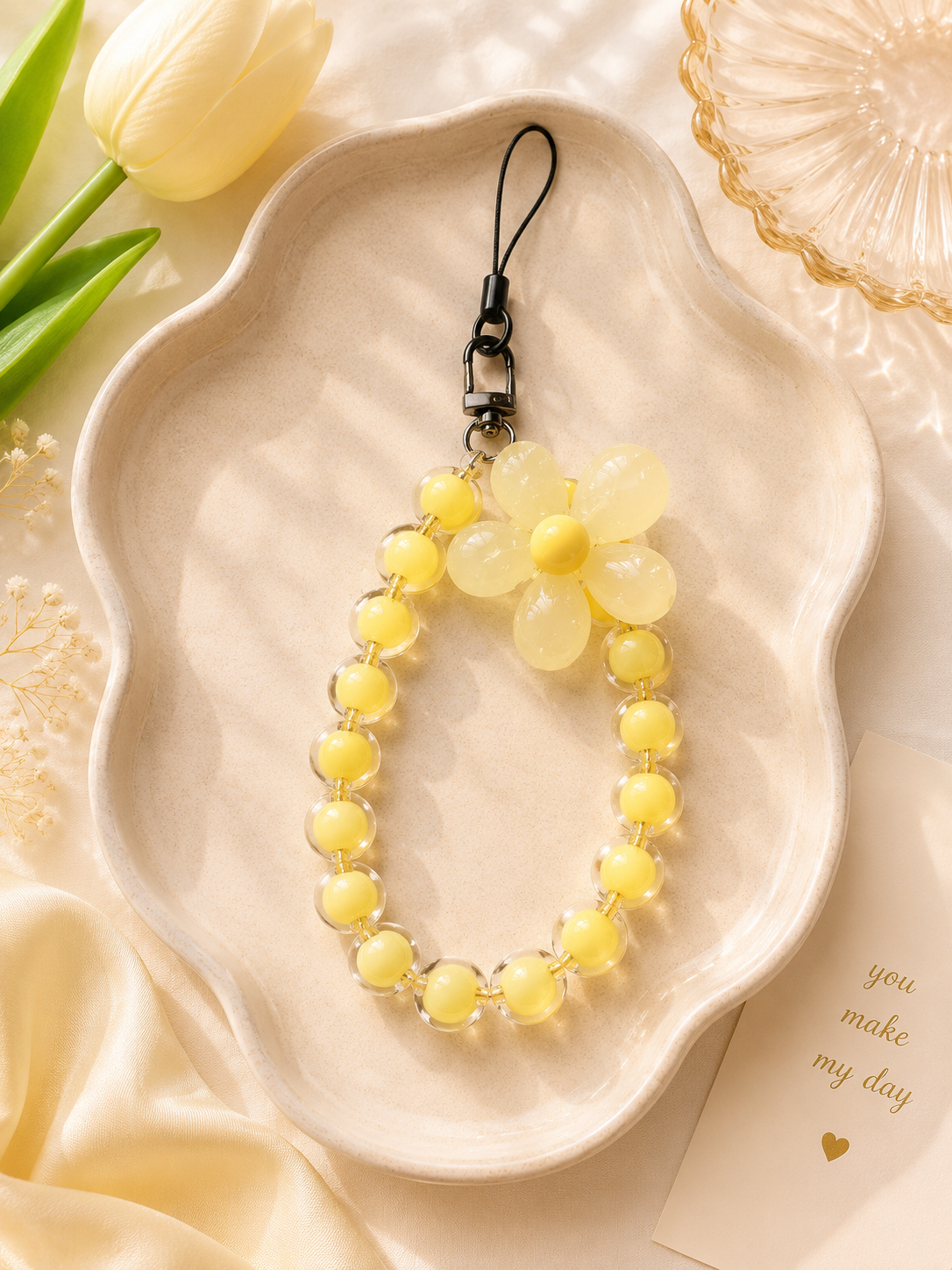 Daisy Glow Phone Charm