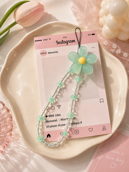 Daisy Drip Charm