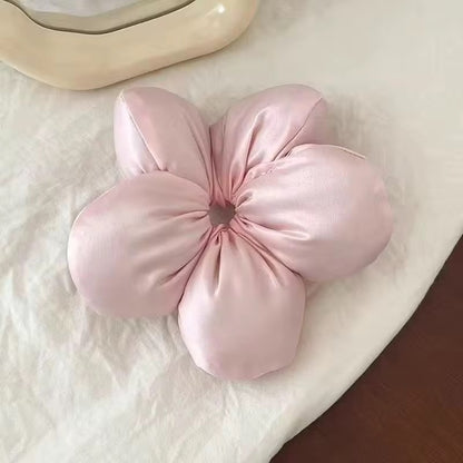 Large Daisy Bun Scrunchie